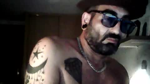 eemmee708927 online show from July 4, 10:38 pm