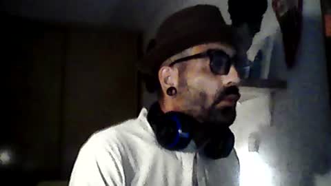 eemmee708927 online show from July 6, 12:02 pm