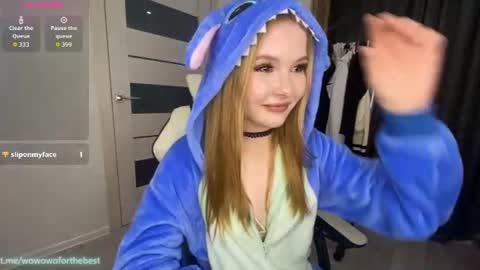 Lili online show from July 17, 8:10 am