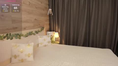 Effy online show from February 6, 7:34 am