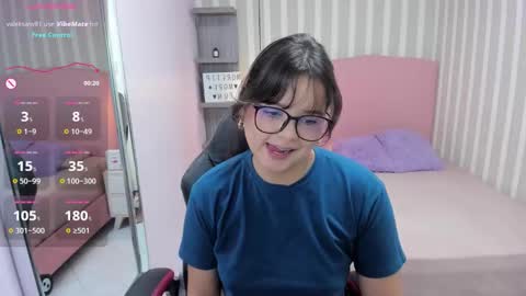  E F F Y  online show from March 3, 7:20 pm