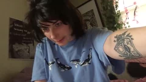 eggnog_and_booty online show from May 21, 11:39 am