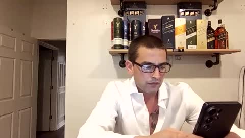 SilverBulture online show from May 6, 7:35 am