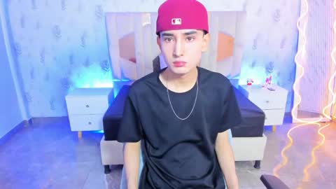 eidan_tay online show from May 15, 12:34 pm