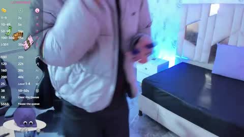 eidan_tay online show from May 26, 12:12 pm