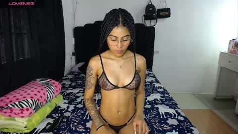 eileen__stone online show from April 17, 6:22 pm