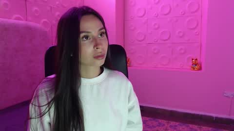 Snapshot of eimy_rose1 chatting on February 17, 11:50 am Eimy rose online show from February 17, 11:50 am