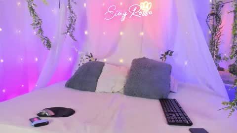 eimy_rosse18 online show from March 14, 1:05 pm