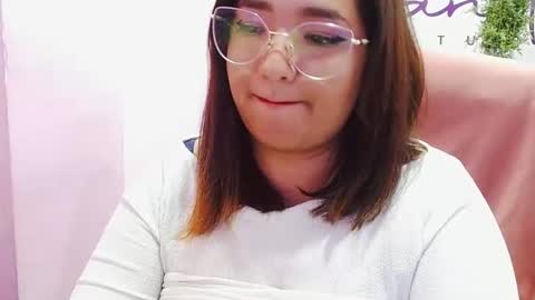 Eirene online show from November 3, 10:10 pm