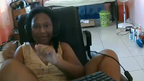 Eirondra Valeen online show from October 12, 2:05 pm
