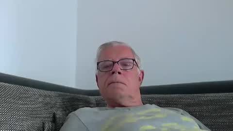 eisbaer1957 online show from May 24, 7:24 am