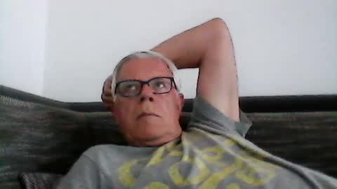 eisbaer1957 online show from June 17, 6:09 pm