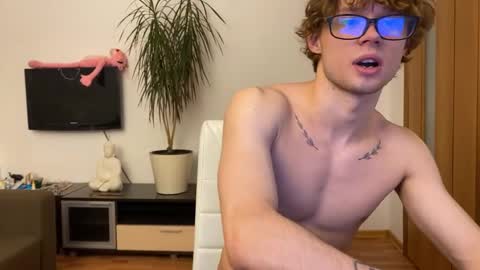 Eitan online show from January 24, 3:24 pm