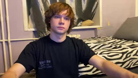 Snapshot of eitanhere chatting on February 22, 3:10 pm Eitan online show from February 22, 3:10 pm