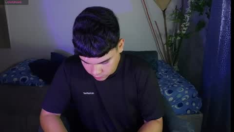 Eithan online show from April 17, 9:40 pm