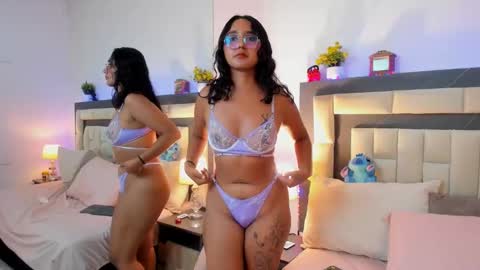 eizamore_ online show from March 7, 12:37 am