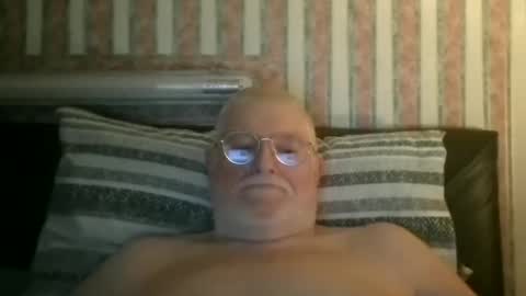 eketman1964 online show from March 5, 12:06 am