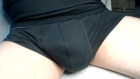 Snapshot of el_gato_lusty chatting on December 13, 9:02 am el gato lusty online show from December 13, 9:02 am