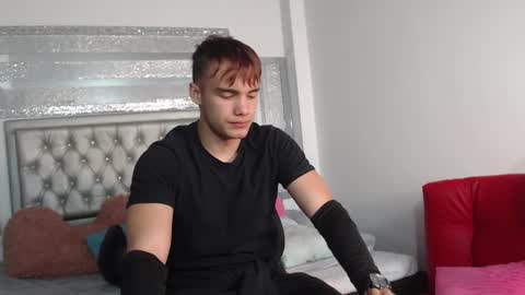 Snapshot of el_principee chatting on March 10, 11:53 am el_principee online show from March 10, 11:53 am