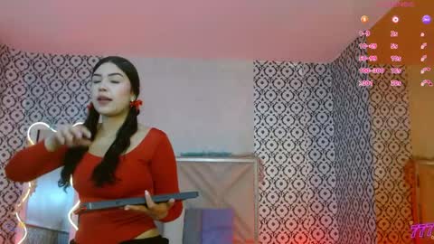 ela_tay1 online show from May 25, 3:12 am