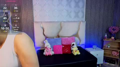 ela_tay1 online show from May 25, 7:09 pm
