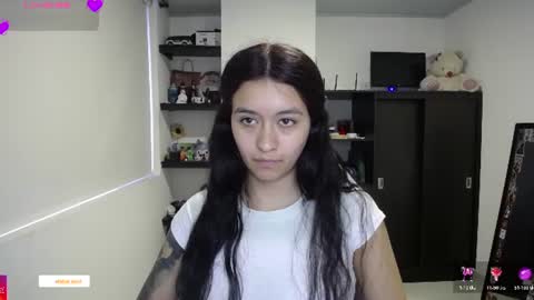Elaine eli online show from July 23, 10:40 pm