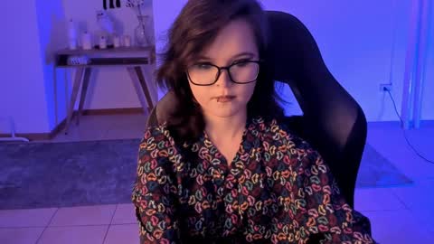 Your sweet girl online show from December 11, 5:37 pm