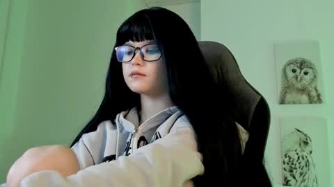 Your sweet girl online show from December 15, 4:26 pm