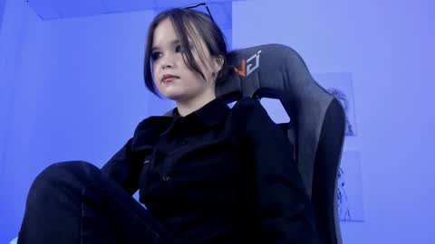 Your sweet girl online show from January 14, 10:34 pm