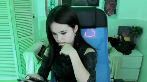 Your sweet girl online show from November 11, 7:58 pm