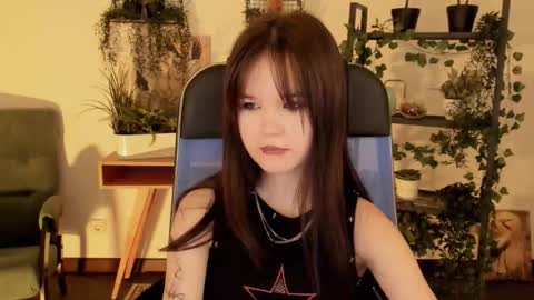 Your sweet girl online show from March 3, 7:31 pm