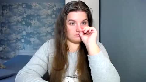 Elanis online show from February 15, 2:14 pm