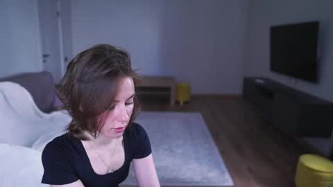 ELA 3 online show from May 16, 6:32 am