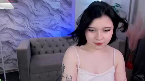 Snapshot of elara_irving chatting on July 20, 2:59 am Elly online show from July 20, 2:59 am