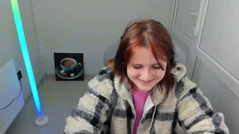 Evie online show from May 15, 6:42 am