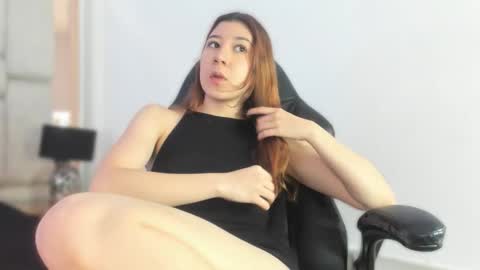 Ela online show from February 10, 11:58 am