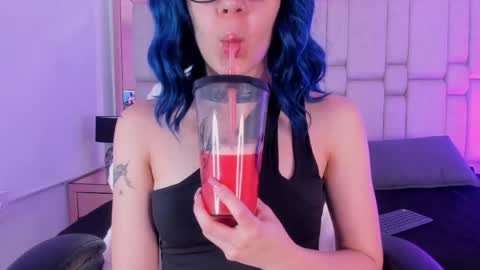 Ela online show from April 8, 12:16 pm