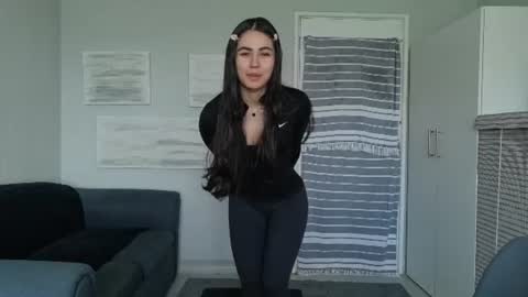 Elara Hayes online show from July 9, 11:03 am