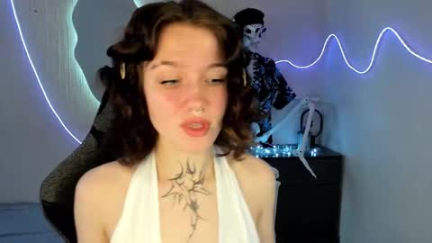 elastikiss online show from March 14, 1:44 am