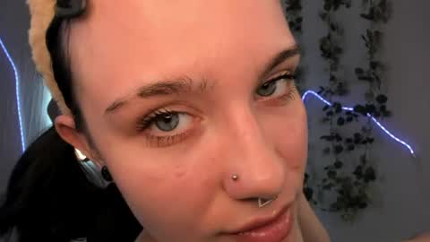 Snapshot of elastikiss chatting on July 6, 5:48 am elastikiss online show from July 6, 5:48 am