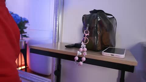 Elasummeer online show from February 9, 11:47 am