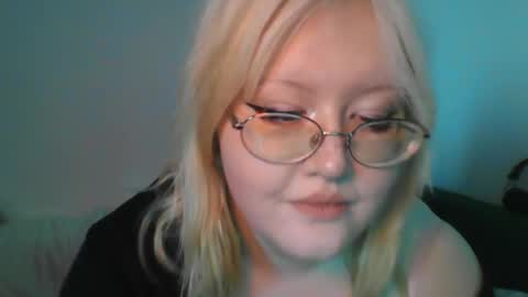 elayne_sweet online show from April 1, 1:41 pm