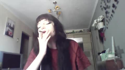 Lia online show from May 16, 7:27 am