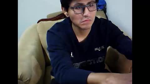 Snapshot of elchulo3000 chatting on January 18, 1:53 am Chiquibaby online show from January 18, 1:53 am