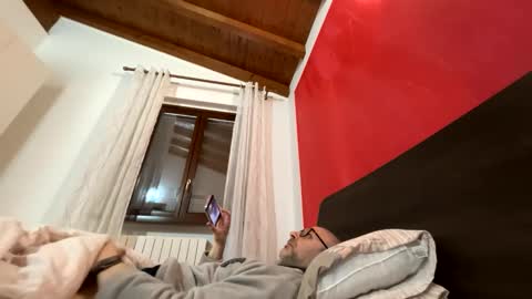 Eldiablo844 online show from February 1, 9:30 am