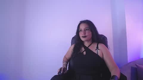   online show from July 22, 6:43 pm