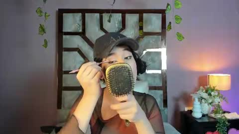 Snapshot of electra_gosselin chatting on June 12, 1:37 am electra_gosselin online show from June 12, 1:37 am