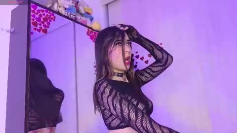 Electra Rhodes online show from June 14, 9:17 pm