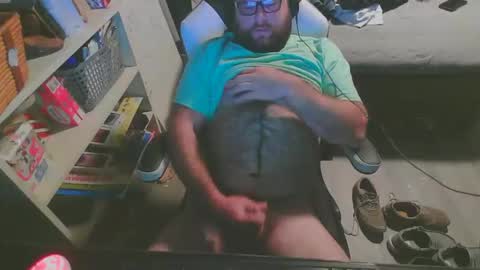 Snapshot of electrifia chatting on January 12, 6:18 am electrifia online show from January 12, 6:18 am