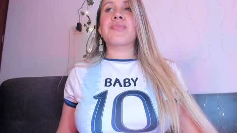 Snapshot of eleecttraa_12 chatting on February 5, 8:04 pm Electra online show from February 5, 8:04 pm